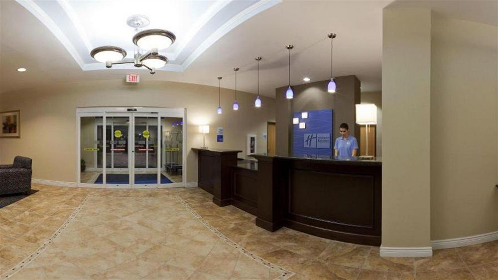 Holiday Inn Express Lake Wales North-Winter Haven By Ihg Waverly Ngoại thất bức ảnh